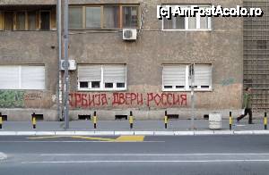 [P223] Instantanee belgrădene - grafitti politic (Serbia, ușa Rusiei)  » foto by Dragoș_MD
 - 
<span class="allrVoted glyphicon glyphicon-heart hidden" id="av624664"></span>
<a class="m-l-10 hidden" id="sv624664" onclick="voting_Foto_DelVot(,624664,7062)" role="button">șterge vot <span class="glyphicon glyphicon-remove"></span></a>
<a id="v9624664" class=" c-red"  onclick="voting_Foto_SetVot(624664)" role="button"><span class="glyphicon glyphicon-heart-empty"></span> <b>LIKE</b> = Votează poza</a> <img class="hidden"  id="f624664W9" src="/imagini/loader.gif" border="0" /><span class="AjErrMes hidden" id="e624664ErM"></span>