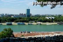 [P39] Parcul Kalemegdan - vedere din titicar asupra Novi Beograd.  » foto by ariciu
 - 
<span class="allrVoted glyphicon glyphicon-heart hidden" id="av469280"></span>
<a class="m-l-10 hidden" id="sv469280" onclick="voting_Foto_DelVot(,469280,7062)" role="button">șterge vot <span class="glyphicon glyphicon-remove"></span></a>
<a id="v9469280" class=" c-red"  onclick="voting_Foto_SetVot(469280)" role="button"><span class="glyphicon glyphicon-heart-empty"></span> <b>LIKE</b> = Votează poza</a> <img class="hidden"  id="f469280W9" src="/imagini/loader.gif" border="0" /><span class="AjErrMes hidden" id="e469280ErM"></span>