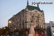 [P32] Hotelul Moscova, din Terazije, o clădire cu o arhitectură deosebită » foto by Costi
 - 
<span class="allrVoted glyphicon glyphicon-heart hidden" id="av153832"></span>
<a class="m-l-10 hidden" id="sv153832" onclick="voting_Foto_DelVot(,153832,7062)" role="button">șterge vot <span class="glyphicon glyphicon-remove"></span></a>
<a id="v9153832" class=" c-red"  onclick="voting_Foto_SetVot(153832)" role="button"><span class="glyphicon glyphicon-heart-empty"></span> <b>LIKE</b> = Votează poza</a> <img class="hidden"  id="f153832W9" src="/imagini/loader.gif" border="0" /><span class="AjErrMes hidden" id="e153832ErM"></span>