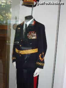 [P08] Una din uniformele maresalului JOSIP Broz Tito, ii placeau  foarte mult uniformele militare si in virtutea functiei avea voie sa imbrace diverse .Belgrad » foto by ARA
 - 
<span class="allrVoted glyphicon glyphicon-heart hidden" id="av155904"></span>
<a class="m-l-10 hidden" id="sv155904" onclick="voting_Foto_DelVot(,155904,7062)" role="button">șterge vot <span class="glyphicon glyphicon-remove"></span></a>
<a id="v9155904" class=" c-red"  onclick="voting_Foto_SetVot(155904)" role="button"><span class="glyphicon glyphicon-heart-empty"></span> <b>LIKE</b> = Votează poza</a> <img class="hidden"  id="f155904W9" src="/imagini/loader.gif" border="0" /><span class="AjErrMes hidden" id="e155904ErM"></span>