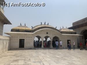 [P24] Agra Fort,India » foto by AZE
 - 
<span class="allrVoted glyphicon glyphicon-heart hidden" id="av1435988"></span>
<a class="m-l-10 hidden" id="sv1435988" onclick="voting_Foto_DelVot(,1435988,7081)" role="button">șterge vot <span class="glyphicon glyphicon-remove"></span></a>
<a id="v91435988" class=" c-red"  onclick="voting_Foto_SetVot(1435988)" role="button"><span class="glyphicon glyphicon-heart-empty"></span> <b>LIKE</b> = Votează poza</a> <img class="hidden"  id="f1435988W9" src="/imagini/loader.gif" border="0" /><span class="AjErrMes hidden" id="e1435988ErM"></span>