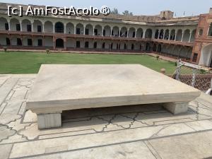 [P43] Agra Fort,India » foto by AZE
 - 
<span class="allrVoted glyphicon glyphicon-heart hidden" id="av1436007"></span>
<a class="m-l-10 hidden" id="sv1436007" onclick="voting_Foto_DelVot(,1436007,7081)" role="button">șterge vot <span class="glyphicon glyphicon-remove"></span></a>
<a id="v91436007" class=" c-red"  onclick="voting_Foto_SetVot(1436007)" role="button"><span class="glyphicon glyphicon-heart-empty"></span> <b>LIKE</b> = Votează poza</a> <img class="hidden"  id="f1436007W9" src="/imagini/loader.gif" border="0" /><span class="AjErrMes hidden" id="e1436007ErM"></span>