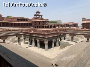 [P36] Fahtepur Sikri » foto by AZE
 - 
<span class="allrVoted glyphicon glyphicon-heart hidden" id="av1436669"></span>
<a class="m-l-10 hidden" id="sv1436669" onclick="voting_Foto_DelVot(,1436669,7081)" role="button">șterge vot <span class="glyphicon glyphicon-remove"></span></a>
<a id="v91436669" class=" c-red"  onclick="voting_Foto_SetVot(1436669)" role="button"><span class="glyphicon glyphicon-heart-empty"></span> <b>LIKE</b> = Votează poza</a> <img class="hidden"  id="f1436669W9" src="/imagini/loader.gif" border="0" /><span class="AjErrMes hidden" id="e1436669ErM"></span>