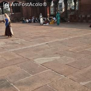 [P23] moscheea Jama » foto by robert
 - 
<span class="allrVoted glyphicon glyphicon-heart hidden" id="av1474323"></span>
<a class="m-l-10 hidden" id="sv1474323" onclick="voting_Foto_DelVot(,1474323,7091)" role="button">șterge vot <span class="glyphicon glyphicon-remove"></span></a>
<a id="v91474323" class=" c-red"  onclick="voting_Foto_SetVot(1474323)" role="button"><span class="glyphicon glyphicon-heart-empty"></span> <b>LIKE</b> = Votează poza</a> <img class="hidden"  id="f1474323W9" src="/imagini/loader.gif" border="0" /><span class="AjErrMes hidden" id="e1474323ErM"></span>