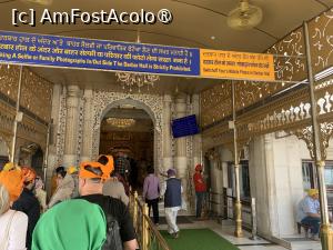 [P16] Gurdwara Bangla Sahib,intrare » foto by AZE
 - 
<span class="allrVoted glyphicon glyphicon-heart hidden" id="av1426642"></span>
<a class="m-l-10 hidden" id="sv1426642" onclick="voting_Foto_DelVot(,1426642,7091)" role="button">șterge vot <span class="glyphicon glyphicon-remove"></span></a>
<a id="v91426642" class=" c-red"  onclick="voting_Foto_SetVot(1426642)" role="button"><span class="glyphicon glyphicon-heart-empty"></span> <b>LIKE</b> = Votează poza</a> <img class="hidden"  id="f1426642W9" src="/imagini/loader.gif" border="0" /><span class="AjErrMes hidden" id="e1426642ErM"></span>