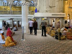 [P20] Gurdwara Bangla Sahib,interior » foto by AZE
 - 
<span class="allrVoted glyphicon glyphicon-heart hidden" id="av1426646"></span>
<a class="m-l-10 hidden" id="sv1426646" onclick="voting_Foto_DelVot(,1426646,7091)" role="button">șterge vot <span class="glyphicon glyphicon-remove"></span></a>
<a id="v91426646" class=" c-red"  onclick="voting_Foto_SetVot(1426646)" role="button"><span class="glyphicon glyphicon-heart-empty"></span> <b>LIKE</b> = Votează poza</a> <img class="hidden"  id="f1426646W9" src="/imagini/loader.gif" border="0" /><span class="AjErrMes hidden" id="e1426646ErM"></span>