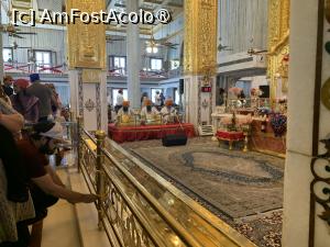 [P23] Gurdwara Bangla Sahib,interior » foto by AZE
 - 
<span class="allrVoted glyphicon glyphicon-heart hidden" id="av1426649"></span>
<a class="m-l-10 hidden" id="sv1426649" onclick="voting_Foto_DelVot(,1426649,7091)" role="button">șterge vot <span class="glyphicon glyphicon-remove"></span></a>
<a id="v91426649" class=" c-red"  onclick="voting_Foto_SetVot(1426649)" role="button"><span class="glyphicon glyphicon-heart-empty"></span> <b>LIKE</b> = Votează poza</a> <img class="hidden"  id="f1426649W9" src="/imagini/loader.gif" border="0" /><span class="AjErrMes hidden" id="e1426649ErM"></span>