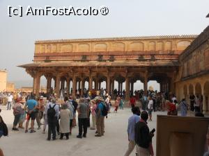 [P12] Jaipur - Amber Fort, vizitatori. » foto by iulianic
 - 
<span class="allrVoted glyphicon glyphicon-heart hidden" id="av1465740"></span>
<a class="m-l-10 hidden" id="sv1465740" onclick="voting_Foto_DelVot(,1465740,7099)" role="button">șterge vot <span class="glyphicon glyphicon-remove"></span></a>
<a id="v91465740" class=" c-red"  onclick="voting_Foto_SetVot(1465740)" role="button"><span class="glyphicon glyphicon-heart-empty"></span> <b>LIKE</b> = Votează poza</a> <img class="hidden"  id="f1465740W9" src="/imagini/loader.gif" border="0" /><span class="AjErrMes hidden" id="e1465740ErM"></span>