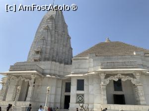 [P33] Jaipur,templul Birla Mandir » foto by AZE
 - 
<span class="allrVoted glyphicon glyphicon-heart hidden" id="av1443354"></span>
<a class="m-l-10 hidden" id="sv1443354" onclick="voting_Foto_DelVot(,1443354,7099)" role="button">șterge vot <span class="glyphicon glyphicon-remove"></span></a>
<a id="v91443354" class=" c-red"  onclick="voting_Foto_SetVot(1443354)" role="button"><span class="glyphicon glyphicon-heart-empty"></span> <b>LIKE</b> = Votează poza</a> <img class="hidden"  id="f1443354W9" src="/imagini/loader.gif" border="0" /><span class="AjErrMes hidden" id="e1443354ErM"></span>