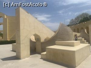 [P52] Jantal Mantar,observatorul din Jaipur » foto by AZE
 - 
<span class="allrVoted glyphicon glyphicon-heart hidden" id="av1445583"></span>
<a class="m-l-10 hidden" id="sv1445583" onclick="voting_Foto_DelVot(,1445583,7099)" role="button">șterge vot <span class="glyphicon glyphicon-remove"></span></a>
<a id="v91445583" class=" c-red"  onclick="voting_Foto_SetVot(1445583)" role="button"><span class="glyphicon glyphicon-heart-empty"></span> <b>LIKE</b> = Votează poza</a> <img class="hidden"  id="f1445583W9" src="/imagini/loader.gif" border="0" /><span class="AjErrMes hidden" id="e1445583ErM"></span>