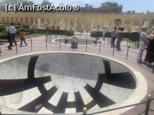 [P07] Jantal Mantar,observatorul din Jaipur » foto by AZE
 - 
<span class="allrVoted glyphicon glyphicon-heart hidden" id="av1445538"></span>
<a class="m-l-10 hidden" id="sv1445538" onclick="voting_Foto_DelVot(,1445538,7099)" role="button">șterge vot <span class="glyphicon glyphicon-remove"></span></a>
<a id="v91445538" class=" c-red"  onclick="voting_Foto_SetVot(1445538)" role="button"><span class="glyphicon glyphicon-heart-empty"></span> <b>LIKE</b> = Votează poza</a> <img class="hidden"  id="f1445538W9" src="/imagini/loader.gif" border="0" /><span class="AjErrMes hidden" id="e1445538ErM"></span>