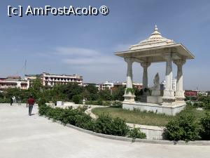 [P39] Templul Birla Mandir din Jaipur » foto by AZE
 - 
<span class="allrVoted glyphicon glyphicon-heart hidden" id="av1447981"></span>
<a class="m-l-10 hidden" id="sv1447981" onclick="voting_Foto_DelVot(,1447981,7099)" role="button">șterge vot <span class="glyphicon glyphicon-remove"></span></a>
<a id="v91447981" class=" c-red"  onclick="voting_Foto_SetVot(1447981)" role="button"><span class="glyphicon glyphicon-heart-empty"></span> <b>LIKE</b> = Votează poza</a> <img class="hidden"  id="f1447981W9" src="/imagini/loader.gif" border="0" /><span class="AjErrMes hidden" id="e1447981ErM"></span>