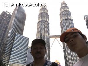 [P01] Bine ati venit la Petronas twin Towers!  » foto by Dan&Ema
 - 
<span class="allrVoted glyphicon glyphicon-heart hidden" id="av1144825"></span>
<a class="m-l-10 hidden" id="sv1144825" onclick="voting_Foto_DelVot(,1144825,7116)" role="button">șterge vot <span class="glyphicon glyphicon-remove"></span></a>
<a id="v91144825" class=" c-red"  onclick="voting_Foto_SetVot(1144825)" role="button"><span class="glyphicon glyphicon-heart-empty"></span> <b>LIKE</b> = Votează poza</a> <img class="hidden"  id="f1144825W9" src="/imagini/loader.gif" border="0" /><span class="AjErrMes hidden" id="e1144825ErM"></span>