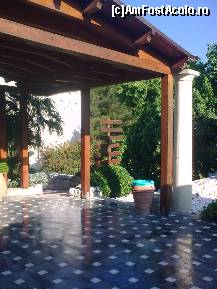 [P124] Detaliu din faţa recepţiei » foto by Aeerdna*
 - 
<span class="allrVoted glyphicon glyphicon-heart hidden" id="av217254"></span>
<a class="m-l-10 hidden" id="sv217254" onclick="voting_Foto_DelVot(,217254,7150)" role="button">șterge vot <span class="glyphicon glyphicon-remove"></span></a>
<a id="v9217254" class=" c-red"  onclick="voting_Foto_SetVot(217254)" role="button"><span class="glyphicon glyphicon-heart-empty"></span> <b>LIKE</b> = Votează poza</a> <img class="hidden"  id="f217254W9" src="/imagini/loader.gif" border="0" /><span class="AjErrMes hidden" id="e217254ErM"></span>