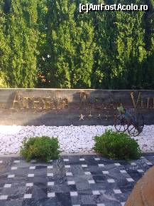 [P126] Detaliu din faţa recepţiei... » foto by Aeerdna*
 - 
<span class="allrVoted glyphicon glyphicon-heart hidden" id="av217256"></span>
<a class="m-l-10 hidden" id="sv217256" onclick="voting_Foto_DelVot(,217256,7150)" role="button">șterge vot <span class="glyphicon glyphicon-remove"></span></a>
<a id="v9217256" class=" c-red"  onclick="voting_Foto_SetVot(217256)" role="button"><span class="glyphicon glyphicon-heart-empty"></span> <b>LIKE</b> = Votează poza</a> <img class="hidden"  id="f217256W9" src="/imagini/loader.gif" border="0" /><span class="AjErrMes hidden" id="e217256ErM"></span>