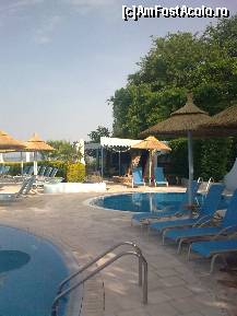 [P249] Piscina 'Armonia'... » foto by Aeerdna*
 - 
<span class="allrVoted glyphicon glyphicon-heart hidden" id="av217473"></span>
<a class="m-l-10 hidden" id="sv217473" onclick="voting_Foto_DelVot(,217473,7150)" role="button">șterge vot <span class="glyphicon glyphicon-remove"></span></a>
<a id="v9217473" class=" c-red"  onclick="voting_Foto_SetVot(217473)" role="button"><span class="glyphicon glyphicon-heart-empty"></span> <b>LIKE</b> = Votează poza</a> <img class="hidden"  id="f217473W9" src="/imagini/loader.gif" border="0" /><span class="AjErrMes hidden" id="e217473ErM"></span>