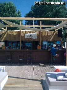 [P343] Ag. Ioannis Beach - vedere din faţă a barului » foto by Aeerdna*
 - 
<span class="allrVoted glyphicon glyphicon-heart hidden" id="av219024"></span>
<a class="m-l-10 hidden" id="sv219024" onclick="voting_Foto_DelVot(,219024,7150)" role="button">șterge vot <span class="glyphicon glyphicon-remove"></span></a>
<a id="v9219024" class=" c-red"  onclick="voting_Foto_SetVot(219024)" role="button"><span class="glyphicon glyphicon-heart-empty"></span> <b>LIKE</b> = Votează poza</a> <img class="hidden"  id="f219024W9" src="/imagini/loader.gif" border="0" /><span class="AjErrMes hidden" id="e219024ErM"></span>