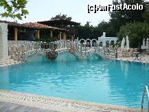 [P03] Piscina foarte spatioasa, bine intretinuta. » foto by michirec
 - 
<span class="allrVoted glyphicon glyphicon-heart hidden" id="av206248"></span>
<a class="m-l-10 hidden" id="sv206248" onclick="voting_Foto_DelVot(,206248,7150)" role="button">șterge vot <span class="glyphicon glyphicon-remove"></span></a>
<a id="v9206248" class=" c-red"  onclick="voting_Foto_SetVot(206248)" role="button"><span class="glyphicon glyphicon-heart-empty"></span> <b>LIKE</b> = Votează poza</a> <img class="hidden"  id="f206248W9" src="/imagini/loader.gif" border="0" /><span class="AjErrMes hidden" id="e206248ErM"></span>