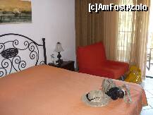 [P04] Imagine din camera noastra, standard.Fotoliul se desface putand dormi inca un adult/copil. » foto by michirec
 - 
<span class="allrVoted glyphicon glyphicon-heart hidden" id="av206249"></span>
<a class="m-l-10 hidden" id="sv206249" onclick="voting_Foto_DelVot(,206249,7150)" role="button">șterge vot <span class="glyphicon glyphicon-remove"></span></a>
<a id="v9206249" class=" c-red"  onclick="voting_Foto_SetVot(206249)" role="button"><span class="glyphicon glyphicon-heart-empty"></span> <b>LIKE</b> = Votează poza</a> <img class="hidden"  id="f206249W9" src="/imagini/loader.gif" border="0" /><span class="AjErrMes hidden" id="e206249ErM"></span>