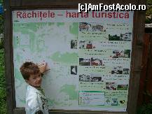 [P19] Harta se afla langa Centrul de Informare Turistica, in centrul satului. » foto by dartax
 - 
<span class="allrVoted glyphicon glyphicon-heart hidden" id="av133098"></span>
<a class="m-l-10 hidden" id="sv133098" onclick="voting_Foto_DelVot(,133098,7213)" role="button">șterge vot <span class="glyphicon glyphicon-remove"></span></a>
<a id="v9133098" class=" c-red"  onclick="voting_Foto_SetVot(133098)" role="button"><span class="glyphicon glyphicon-heart-empty"></span> <b>LIKE</b> = Votează poza</a> <img class="hidden"  id="f133098W9" src="/imagini/loader.gif" border="0" /><span class="AjErrMes hidden" id="e133098ErM"></span>