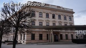 [P14] Palatul Albertina » foto by GIN2015*
 - 
<span class="allrVoted glyphicon glyphicon-heart hidden" id="av840273"></span>
<a class="m-l-10 hidden" id="sv840273" onclick="voting_Foto_DelVot(,840273,7265)" role="button">șterge vot <span class="glyphicon glyphicon-remove"></span></a>
<a id="v9840273" class=" c-red"  onclick="voting_Foto_SetVot(840273)" role="button"><span class="glyphicon glyphicon-heart-empty"></span> <b>LIKE</b> = Votează poza</a> <img class="hidden"  id="f840273W9" src="/imagini/loader.gif" border="0" /><span class="AjErrMes hidden" id="e840273ErM"></span>