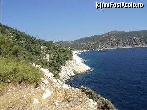 [P19] Thasos, Grecia. Acum am oprit la un loc de bell vue cu niste peisaje deosebite.  » foto by vega06
 - 
<span class="allrVoted glyphicon glyphicon-heart hidden" id="av571480"></span>
<a class="m-l-10 hidden" id="sv571480" onclick="voting_Foto_DelVot(,571480,7269)" role="button">șterge vot <span class="glyphicon glyphicon-remove"></span></a>
<a id="v9571480" class=" c-red"  onclick="voting_Foto_SetVot(571480)" role="button"><span class="glyphicon glyphicon-heart-empty"></span> <b>LIKE</b> = Votează poza</a> <img class="hidden"  id="f571480W9" src="/imagini/loader.gif" border="0" /><span class="AjErrMes hidden" id="e571480ErM"></span>