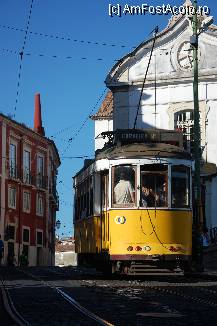 [P06] nu puteti sa ratati o plimbare cu faimoasele tramvaie din Lisabona, unele dintre ele merg in puncte turistice aflate pe colinele Lisabonei. » foto by haraba
 - 
<span class="allrVoted glyphicon glyphicon-heart hidden" id="av132673"></span>
<a class="m-l-10 hidden" id="sv132673" onclick="voting_Foto_DelVot(,132673,7319)" role="button">șterge vot <span class="glyphicon glyphicon-remove"></span></a>
<a id="v9132673" class=" c-red"  onclick="voting_Foto_SetVot(132673)" role="button"><span class="glyphicon glyphicon-heart-empty"></span> <b>LIKE</b> = Votează poza</a> <img class="hidden"  id="f132673W9" src="/imagini/loader.gif" border="0" /><span class="AjErrMes hidden" id="e132673ErM"></span>