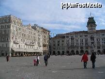 [P06] Palazzo del Municipio, cu Fantana celor 4 continente din Trieste » foto by luciaoradea
 - 
<span class="allrVoted glyphicon glyphicon-heart hidden" id="av204513"></span>
<a class="m-l-10 hidden" id="sv204513" onclick="voting_Foto_DelVot(,204513,7511)" role="button">șterge vot <span class="glyphicon glyphicon-remove"></span></a>
<a id="v9204513" class=" c-red"  onclick="voting_Foto_SetVot(204513)" role="button"><span class="glyphicon glyphicon-heart-empty"></span> <b>LIKE</b> = Votează poza</a> <img class="hidden"  id="f204513W9" src="/imagini/loader.gif" border="0" /><span class="AjErrMes hidden" id="e204513ErM"></span>