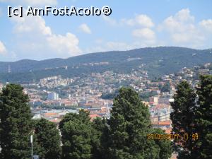 [P02] Vedere spre orașul Trieste din castelul San Giusto.  » foto by elviramvio
 - 
<span class="allrVoted glyphicon glyphicon-heart hidden" id="av890967"></span>
<a class="m-l-10 hidden" id="sv890967" onclick="voting_Foto_DelVot(,890967,7511)" role="button">șterge vot <span class="glyphicon glyphicon-remove"></span></a>
<a id="v9890967" class=" c-red"  onclick="voting_Foto_SetVot(890967)" role="button"><span class="glyphicon glyphicon-heart-empty"></span> <b>LIKE</b> = Votează poza</a> <img class="hidden"  id="f890967W9" src="/imagini/loader.gif" border="0" /><span class="AjErrMes hidden" id="e890967ErM"></span>