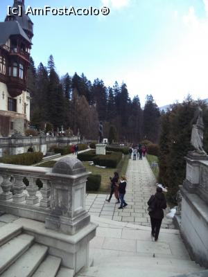 [P36] Zona Castelului Peles - aici exista 7 terase decorate cu statui din piatra, fantani, vase de marmura de Carrara » foto by mishu
 - 
<span class="allrVoted glyphicon glyphicon-heart hidden" id="av739427"></span>
<a class="m-l-10 hidden" id="sv739427" onclick="voting_Foto_DelVot(,739427,7548)" role="button">șterge vot <span class="glyphicon glyphicon-remove"></span></a>
<a id="v9739427" class=" c-red"  onclick="voting_Foto_SetVot(739427)" role="button"><span class="glyphicon glyphicon-heart-empty"></span> <b>LIKE</b> = Votează poza</a> <img class="hidden"  id="f739427W9" src="/imagini/loader.gif" border="0" /><span class="AjErrMes hidden" id="e739427ErM"></span>