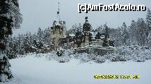 [P05] poveste de iarna la castelul Peles. » foto by adryana
 - 
<span class="allrVoted glyphicon glyphicon-heart hidden" id="av294717"></span>
<a class="m-l-10 hidden" id="sv294717" onclick="voting_Foto_DelVot(,294717,7548)" role="button">șterge vot <span class="glyphicon glyphicon-remove"></span></a>
<a id="v9294717" class=" c-red"  onclick="voting_Foto_SetVot(294717)" role="button"><span class="glyphicon glyphicon-heart-empty"></span> <b>LIKE</b> = Votează poza</a> <img class="hidden"  id="f294717W9" src="/imagini/loader.gif" border="0" /><span class="AjErrMes hidden" id="e294717ErM"></span>
