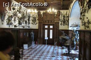 [P10] Sala armelor » foto by simplegirl
 - 
<span class="allrVoted glyphicon glyphicon-heart hidden" id="av912295"></span>
<a class="m-l-10 hidden" id="sv912295" onclick="voting_Foto_DelVot(,912295,7548)" role="button">șterge vot <span class="glyphicon glyphicon-remove"></span></a>
<a id="v9912295" class=" c-red"  onclick="voting_Foto_SetVot(912295)" role="button"><span class="glyphicon glyphicon-heart-empty"></span> <b>LIKE</b> = Votează poza</a> <img class="hidden"  id="f912295W9" src="/imagini/loader.gif" border="0" /><span class="AjErrMes hidden" id="e912295ErM"></span>