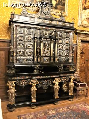 [P43] Mobilier sculptat » foto by Michi
 - 
<span class="allrVoted glyphicon glyphicon-heart hidden" id="av1327192"></span>
<a class="m-l-10 hidden" id="sv1327192" onclick="voting_Foto_DelVot(,1327192,7548)" role="button">șterge vot <span class="glyphicon glyphicon-remove"></span></a>
<a id="v91327192" class=" c-red"  onclick="voting_Foto_SetVot(1327192)" role="button"><span class="glyphicon glyphicon-heart-empty"></span> <b>LIKE</b> = Votează poza</a> <img class="hidden"  id="f1327192W9" src="/imagini/loader.gif" border="0" /><span class="AjErrMes hidden" id="e1327192ErM"></span>