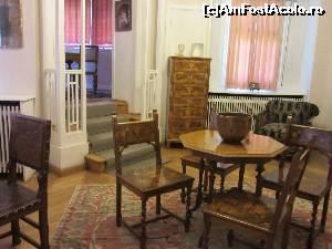 [P37] Salon francez cu intarsii şi vas japonez » foto by Michi
 - 
<span class="allrVoted glyphicon glyphicon-heart hidden" id="av639476"></span>
<a class="m-l-10 hidden" id="sv639476" onclick="voting_Foto_DelVot(,639476,7548)" role="button">șterge vot <span class="glyphicon glyphicon-remove"></span></a>
<a id="v9639476" class=" c-red"  onclick="voting_Foto_SetVot(639476)" role="button"><span class="glyphicon glyphicon-heart-empty"></span> <b>LIKE</b> = Votează poza</a> <img class="hidden"  id="f639476W9" src="/imagini/loader.gif" border="0" /><span class="AjErrMes hidden" id="e639476ErM"></span>