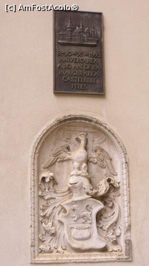 [P20] Placa comemorativa dezvelita la aniversarea celor 110 ani de la inaugarea Castelului Peles » foto by Alexa_77
 - 
<span class="allrVoted glyphicon glyphicon-heart hidden" id="av798020"></span>
<a class="m-l-10 hidden" id="sv798020" onclick="voting_Foto_DelVot(,798020,7548)" role="button">șterge vot <span class="glyphicon glyphicon-remove"></span></a>
<a id="v9798020" class=" c-red"  onclick="voting_Foto_SetVot(798020)" role="button"><span class="glyphicon glyphicon-heart-empty"></span> <b>LIKE</b> = Votează poza</a> <img class="hidden"  id="f798020W9" src="/imagini/loader.gif" border="0" /><span class="AjErrMes hidden" id="e798020ErM"></span>