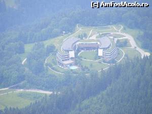 [P13] Una din unitatile de cazare din zona.  » foto by liviu49
 - 
<span class="allrVoted glyphicon glyphicon-heart hidden" id="av620966"></span>
<a class="m-l-10 hidden" id="sv620966" onclick="voting_Foto_DelVot(,620966,7573)" role="button">șterge vot <span class="glyphicon glyphicon-remove"></span></a>
<a id="v9620966" class=" c-red"  onclick="voting_Foto_SetVot(620966)" role="button"><span class="glyphicon glyphicon-heart-empty"></span> <b>LIKE</b> = Votează poza</a> <img class="hidden"  id="f620966W9" src="/imagini/loader.gif" border="0" /><span class="AjErrMes hidden" id="e620966ErM"></span>