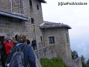 [P37] Cuibul vulturilor, vazut de la iesirea din cabana.  » foto by liviu49
 - 
<span class="allrVoted glyphicon glyphicon-heart hidden" id="av621988"></span>
<a class="m-l-10 hidden" id="sv621988" onclick="voting_Foto_DelVot(,621988,7573)" role="button">șterge vot <span class="glyphicon glyphicon-remove"></span></a>
<a id="v9621988" class=" c-red"  onclick="voting_Foto_SetVot(621988)" role="button"><span class="glyphicon glyphicon-heart-empty"></span> <b>LIKE</b> = Votează poza</a> <img class="hidden"  id="f621988W9" src="/imagini/loader.gif" border="0" /><span class="AjErrMes hidden" id="e621988ErM"></span>