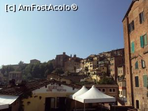 [P03] Altă panoramă a Sienei din Piazza del Mercato, cu Chiesa de San Giuseppe în fundal.  » foto by Carmen Ion
 - 
<span class="allrVoted glyphicon glyphicon-heart hidden" id="av809014"></span>
<a class="m-l-10 hidden" id="sv809014" onclick="voting_Foto_DelVot(,809014,7576)" role="button">șterge vot <span class="glyphicon glyphicon-remove"></span></a>
<a id="v9809014" class=" c-red"  onclick="voting_Foto_SetVot(809014)" role="button"><span class="glyphicon glyphicon-heart-empty"></span> <b>LIKE</b> = Votează poza</a> <img class="hidden"  id="f809014W9" src="/imagini/loader.gif" border="0" /><span class="AjErrMes hidden" id="e809014ErM"></span>