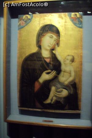 [P49] Muzeul: Madonna de Crevole de Duccio di Buoninsegna » foto by Carmen Ion
 - 
<span class="allrVoted glyphicon glyphicon-heart hidden" id="av809877"></span>
<a class="m-l-10 hidden" id="sv809877" onclick="voting_Foto_DelVot(,809877,7576)" role="button">șterge vot <span class="glyphicon glyphicon-remove"></span></a>
<a id="v9809877" class=" c-red"  onclick="voting_Foto_SetVot(809877)" role="button"><span class="glyphicon glyphicon-heart-empty"></span> <b>LIKE</b> = Votează poza</a> <img class="hidden"  id="f809877W9" src="/imagini/loader.gif" border="0" /><span class="AjErrMes hidden" id="e809877ErM"></span>