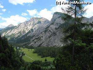 [P04] Valea Falzthurntal, Karwendel Gebirge » foto by saxonul
 - 
<span class="allrVoted glyphicon glyphicon-heart hidden" id="av545725"></span>
<a class="m-l-10 hidden" id="sv545725" onclick="voting_Foto_DelVot(,545725,7577)" role="button">șterge vot <span class="glyphicon glyphicon-remove"></span></a>
<a id="v9545725" class=" c-red"  onclick="voting_Foto_SetVot(545725)" role="button"><span class="glyphicon glyphicon-heart-empty"></span> <b>LIKE</b> = Votează poza</a> <img class="hidden"  id="f545725W9" src="/imagini/loader.gif" border="0" /><span class="AjErrMes hidden" id="e545725ErM"></span>