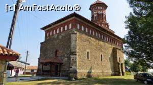 [P02] Biserica Albă din Baia. Conform tradiţiei, ea a fost construită de Ştefan cel Mare pentru a cinsti victoria din 1467 împotriva oştirii maghiare conduse de Matia Corvin.  » foto by Lucien
 - 
<span class="allrVoted glyphicon glyphicon-heart hidden" id="av837724"></span>
<a class="m-l-10 hidden" id="sv837724" onclick="voting_Foto_DelVot(,837724,7619)" role="button">șterge vot <span class="glyphicon glyphicon-remove"></span></a>
<a id="v9837724" class=" c-red"  onclick="voting_Foto_SetVot(837724)" role="button"><span class="glyphicon glyphicon-heart-empty"></span> <b>LIKE</b> = Votează poza</a> <img class="hidden"  id="f837724W9" src="/imagini/loader.gif" border="0" /><span class="AjErrMes hidden" id="e837724ErM"></span>