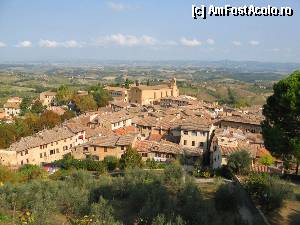 [P10] Panorama San Gimignano.  » foto by gettutza
 - 
<span class="allrVoted glyphicon glyphicon-heart hidden" id="av387880"></span>
<a class="m-l-10 hidden" id="sv387880" onclick="voting_Foto_DelVot(,387880,7623)" role="button">șterge vot <span class="glyphicon glyphicon-remove"></span></a>
<a id="v9387880" class=" c-red"  onclick="voting_Foto_SetVot(387880)" role="button"><span class="glyphicon glyphicon-heart-empty"></span> <b>LIKE</b> = Votează poza</a> <img class="hidden"  id="f387880W9" src="/imagini/loader.gif" border="0" /><span class="AjErrMes hidden" id="e387880ErM"></span>