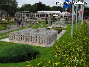 [P14] Parcul Minimundus de langa Klagenfurt » foto by BOGDAN DSN
 - 
<span class="allrVoted glyphicon glyphicon-heart hidden" id="av385543"></span>
<a class="m-l-10 hidden" id="sv385543" onclick="voting_Foto_DelVot(,385543,7627)" role="button">șterge vot <span class="glyphicon glyphicon-remove"></span></a>
<a id="v9385543" class=" c-red"  onclick="voting_Foto_SetVot(385543)" role="button"><span class="glyphicon glyphicon-heart-empty"></span> <b>LIKE</b> = Votează poza</a> <img class="hidden"  id="f385543W9" src="/imagini/loader.gif" border="0" /><span class="AjErrMes hidden" id="e385543ErM"></span>