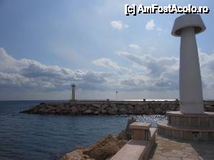 [P31] Ayia Napa - Digurile si farurile din portul Limanaki.  » foto by iulianic
 - 
<span class="allrVoted glyphicon glyphicon-heart hidden" id="av388926"></span>
<a class="m-l-10 hidden" id="sv388926" onclick="voting_Foto_DelVot(,388926,7721)" role="button">șterge vot <span class="glyphicon glyphicon-remove"></span></a>
<a id="v9388926" class=" c-red"  onclick="voting_Foto_SetVot(388926)" role="button"><span class="glyphicon glyphicon-heart-empty"></span> <b>LIKE</b> = Votează poza</a> <img class="hidden"  id="f388926W9" src="/imagini/loader.gif" border="0" /><span class="AjErrMes hidden" id="e388926ErM"></span>