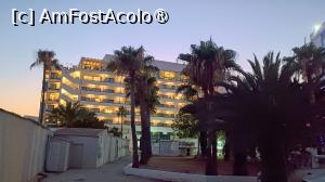 [P20] Ayia Napa, luna nouă deasupra Adams Beach hotel » foto by Dragoș_MD
 - 
<span class="allrVoted glyphicon glyphicon-heart hidden" id="av1489621"></span>
<a class="m-l-10 hidden" id="sv1489621" onclick="voting_Foto_DelVot(,1489621,7721)" role="button">șterge vot <span class="glyphicon glyphicon-remove"></span></a>
<a id="v91489621" class=" c-red"  onclick="voting_Foto_SetVot(1489621)" role="button"><span class="glyphicon glyphicon-heart-empty"></span> <b>LIKE</b> = Votează poza</a> <img class="hidden"  id="f1489621W9" src="/imagini/loader.gif" border="0" /><span class="AjErrMes hidden" id="e1489621ErM"></span>
