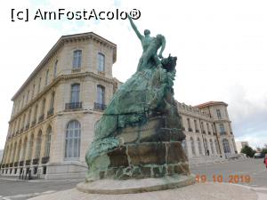 [P26] Monument aux héros et victimes de la mer lângă Palatul Pharo » foto by irinad
 - 
<span class="allrVoted glyphicon glyphicon-heart hidden" id="av1131810"></span>
<a class="m-l-10 hidden" id="sv1131810" onclick="voting_Foto_DelVot(,1131810,7772)" role="button">șterge vot <span class="glyphicon glyphicon-remove"></span></a>
<a id="v91131810" class=" c-red"  onclick="voting_Foto_SetVot(1131810)" role="button"><span class="glyphicon glyphicon-heart-empty"></span> <b>LIKE</b> = Votează poza</a> <img class="hidden"  id="f1131810W9" src="/imagini/loader.gif" border="0" /><span class="AjErrMes hidden" id="e1131810ErM"></span>