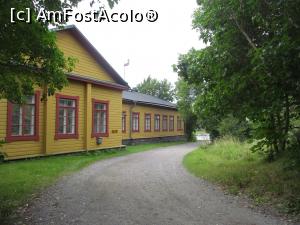 [P37] Locuințe în Fortăreața Suomenlinna. Astăzi trăiesc aici în jur de 900 de oameni.  » foto by Aurici
 - 
<span class="allrVoted glyphicon glyphicon-heart hidden" id="av804435"></span>
<a class="m-l-10 hidden" id="sv804435" onclick="voting_Foto_DelVot(,804435,7893)" role="button">șterge vot <span class="glyphicon glyphicon-remove"></span></a>
<a id="v9804435" class=" c-red"  onclick="voting_Foto_SetVot(804435)" role="button"><span class="glyphicon glyphicon-heart-empty"></span> <b>LIKE</b> = Votează poza</a> <img class="hidden"  id="f804435W9" src="/imagini/loader.gif" border="0" /><span class="AjErrMes hidden" id="e804435ErM"></span>