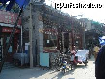 [P13] Circuit China - Tibet - Hong Kong - Macao / Prin Hutong » foto by StanAnca*
 - 
<span class="allrVoted glyphicon glyphicon-heart hidden" id="av162177"></span>
<a class="m-l-10 hidden" id="sv162177" onclick="voting_Foto_DelVot(,162177,7929)" role="button">șterge vot <span class="glyphicon glyphicon-remove"></span></a>
<a id="v9162177" class=" c-red"  onclick="voting_Foto_SetVot(162177)" role="button"><span class="glyphicon glyphicon-heart-empty"></span> <b>LIKE</b> = Votează poza</a> <img class="hidden"  id="f162177W9" src="/imagini/loader.gif" border="0" /><span class="AjErrMes hidden" id="e162177ErM"></span>