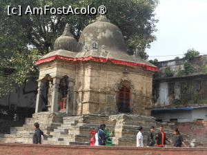 [P49] Kathmandu - În Piața Durbar Kathmandu. » foto by iulianic
 - 
<span class="allrVoted glyphicon glyphicon-heart hidden" id="av1469352"></span>
<a class="m-l-10 hidden" id="sv1469352" onclick="voting_Foto_DelVot(,1469352,7929)" role="button">șterge vot <span class="glyphicon glyphicon-remove"></span></a>
<a id="v91469352" class=" c-red"  onclick="voting_Foto_SetVot(1469352)" role="button"><span class="glyphicon glyphicon-heart-empty"></span> <b>LIKE</b> = Votează poza</a> <img class="hidden"  id="f1469352W9" src="/imagini/loader.gif" border="0" /><span class="AjErrMes hidden" id="e1469352ErM"></span>