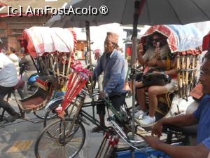 [P06] Kathmandu - Stația centrală pentru ricșe. » foto by iulianic
 - 
<span class="allrVoted glyphicon glyphicon-heart hidden" id="av1469309"></span>
<a class="m-l-10 hidden" id="sv1469309" onclick="voting_Foto_DelVot(,1469309,7929)" role="button">șterge vot <span class="glyphicon glyphicon-remove"></span></a>
<a id="v91469309" class=" c-red"  onclick="voting_Foto_SetVot(1469309)" role="button"><span class="glyphicon glyphicon-heart-empty"></span> <b>LIKE</b> = Votează poza</a> <img class="hidden"  id="f1469309W9" src="/imagini/loader.gif" border="0" /><span class="AjErrMes hidden" id="e1469309ErM"></span>